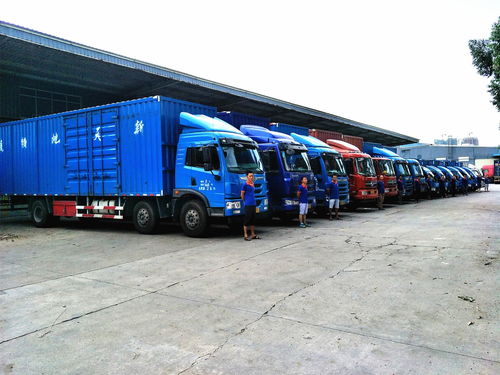 從倉(cāng)儲(chǔ)到送達(dá) 解析現(xiàn)代物流運(yùn)輸與倉(cāng)儲(chǔ)服務(wù)的核心構(gòu)成