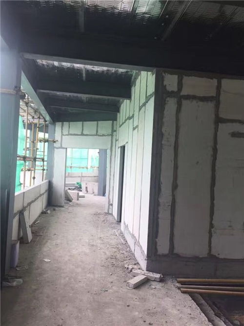 輕質(zhì)隔墻板的優(yōu)勢與應(yīng)用 泉州與廈門建材市場的新選擇